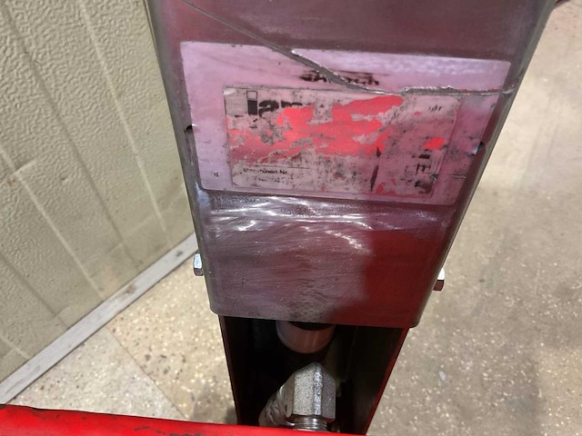 Janser mobile ii hydraulic tapijtstripper - afbeelding 4 van  5