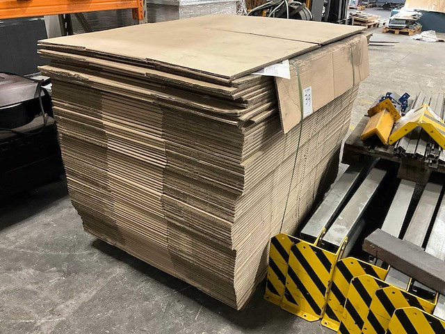 Janssen packaging partij kartonnen doos - afbeelding 1 van  3