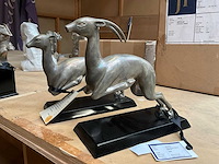 Janssen statue antilope boekensteun (2x) - afbeelding 2 van  4