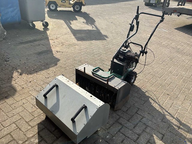 Jansto straatveegmachine - afbeelding 1 van  5