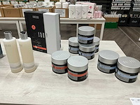 Janzen verzorgingsproducten en accessoires (55x) - afbeelding 1 van  5