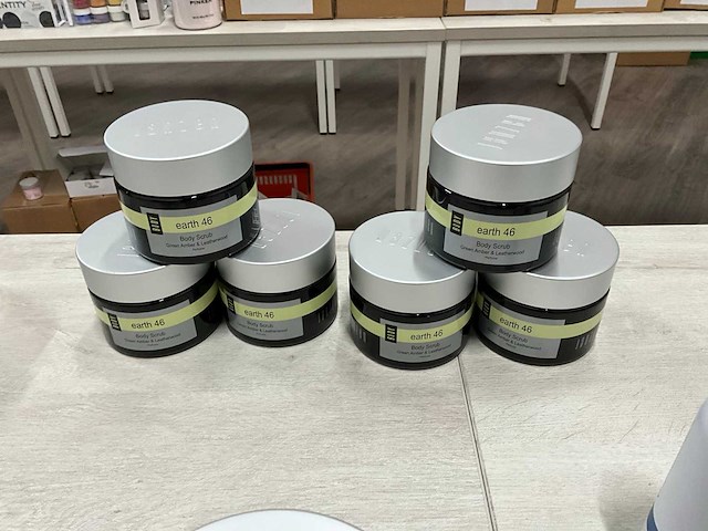 Janzen verzorgingsproducten en accessoires (55x) - afbeelding 3 van  5