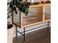 Japandi style dressoir met tempered glas - afbeelding 2 van  5