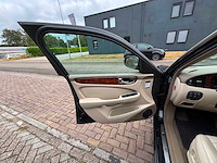 Jaquar - xj - x350 - youngtimer > 15 - afbeelding 8 van  37