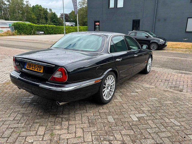 Jaquar - xj - x350 - youngtimer > 15 - afbeelding 34 van  37