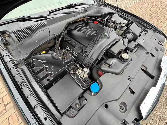 Jaquar - xj - x350 - youngtimer > 15 - afbeelding 28 van  37