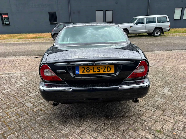 Jaquar - xj - x350 - youngtimer > 15 - afbeelding 33 van  37