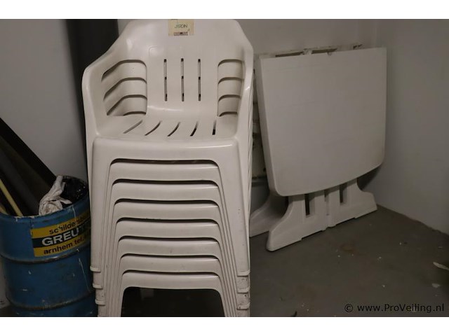 Jardin stapelbare tuinstoelen & tuintafel - afbeelding 1 van  6