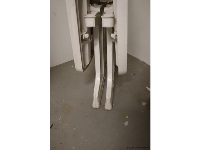 Jardin stapelbare tuinstoelen & tuintafel - afbeelding 6 van  6