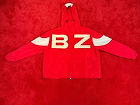 Jas, bankzitters, ziggo dome world tour, rood, gedragen door robbie van de graaf| maat l