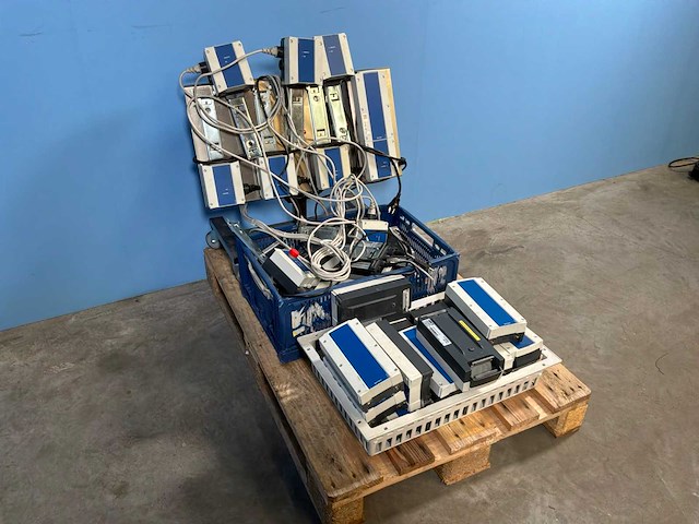 J.b care j1ba-001 accu’s + laders (35x) - afbeelding 2 van  7