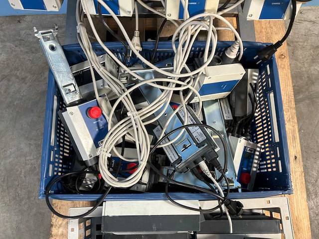 J.b care j1ba-001 accu’s + laders (35x) - afbeelding 4 van  7