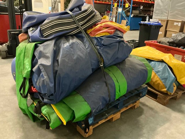 Jb inflatables hobbelpaard race western springkussen - afbeelding 5 van  5