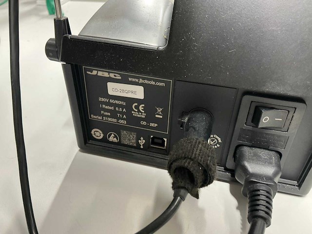 Jbc printtec cd-2bqpre soldeerstation - afbeelding 1 van  4