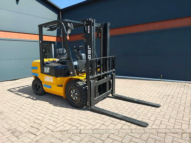 Jbg - 2025 - fd-325 - vorkheftruck - afbeelding 1 van  29