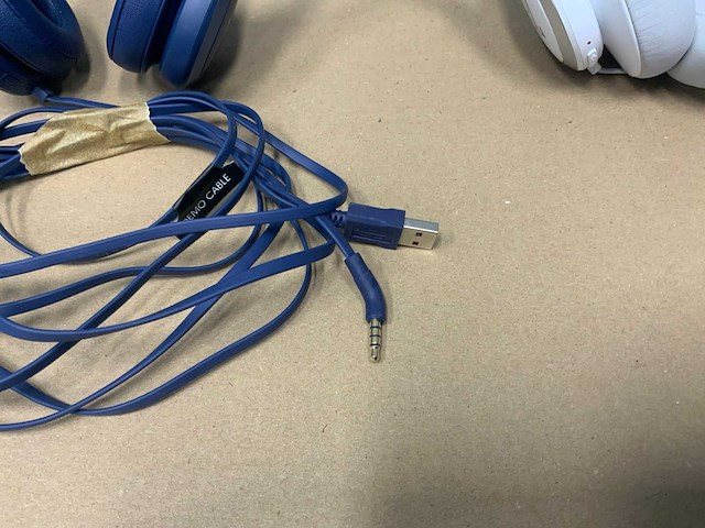 Jbl - koptelefoon, oortjes, speakers, stekkers - afbeelding 3 van  13