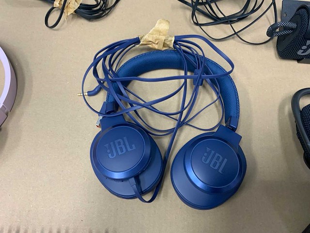 Jbl - koptelefoon, oortjes, speakers, stekkers - afbeelding 2 van  13