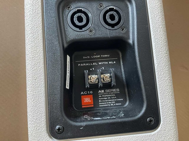 Jbl (ac16) compact 6,5” woofer professional loudspeakers (2x) - afbeelding 8 van  8