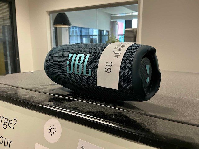 Jbl charge 5 smartspeaker - afbeelding 1 van  2