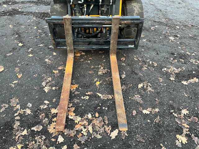 Jcb - 2004 - 25d - vorkheftruck - afbeelding 5 van  34