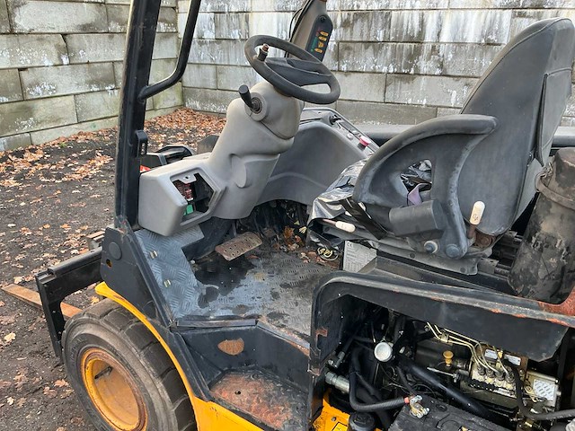 Jcb - 2004 - 25d - vorkheftruck - afbeelding 9 van  34