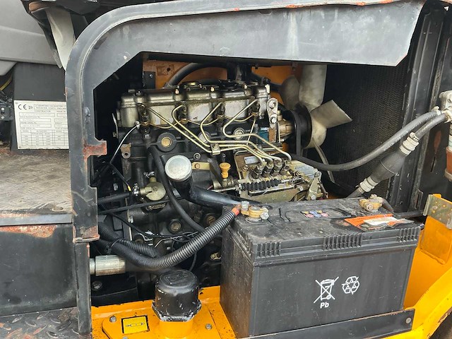Jcb - 2004 - 25d - vorkheftruck - afbeelding 19 van  34