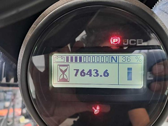 Jcb - 2020 - tlt30 - 4m hefhoogte, vorkversteller, side-shift - vorkheftruck - afbeelding 2 van  11