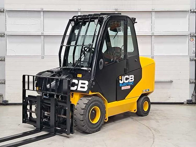 Jcb - 2020 - tlt30 - 4m hefhoogte, vorkversteller, side-shift - vorkheftruck - afbeelding 1 van  11