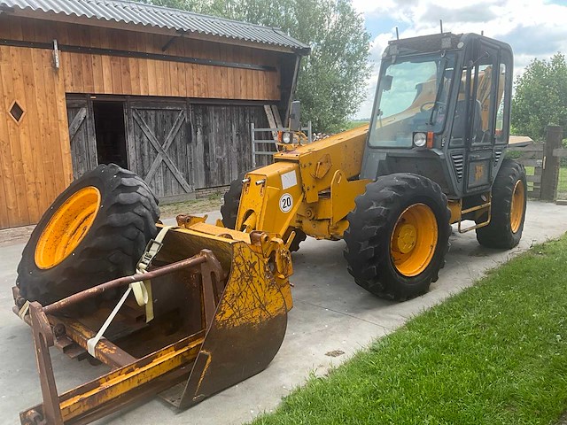 Jcb - 530-95 - verreiker / telescooplader met jib, lepels en schepbak - afbeelding 9 van  34