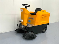 Jcb - b4 - zelfrijdende veegmachine 700w - werkbreedte 130 cm - afbeelding 2 van  17