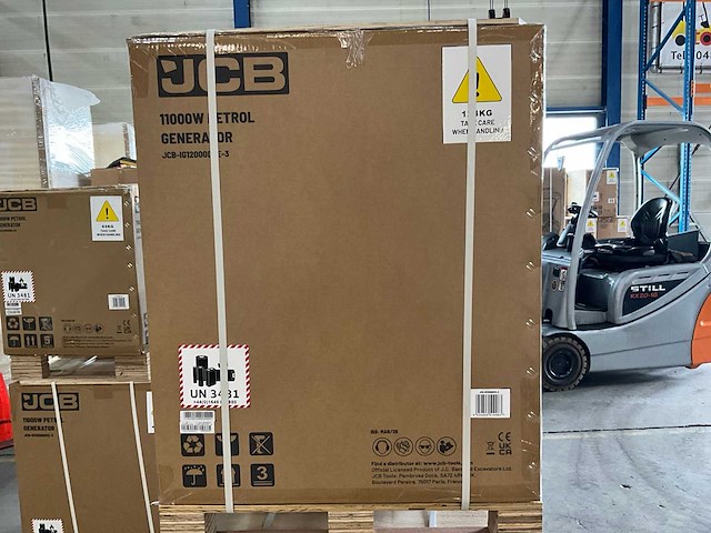 Jcb - ig12000-dve-3 - inverter generator - 11000w - 13,76kva - 2026 - afbeelding 13 van  20