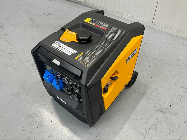 Jcb - ig8500e-eu - inverter generator - 7600w - 9,5 kva -2026 - afbeelding 15 van  21