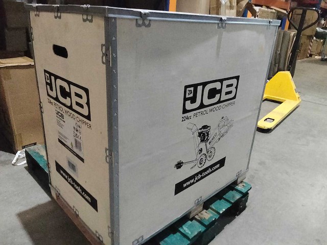 Jcb - professionele benzine takkenhakselaar - afbeelding 2 van  4