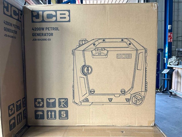 Jcb -ig4200e-eu - inverter generator 4200w - 5,3 kva - 2026 - afbeelding 7 van  16