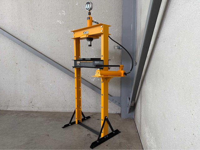 Jcb 12 ton garagepers - afbeelding 5 van  8
