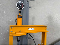 Jcb 12 ton garagepers - afbeelding 8 van  8