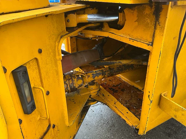 Jcb 415 4x4 wiellader – 2.200 mm bak – marge - afbeelding 2 van  26