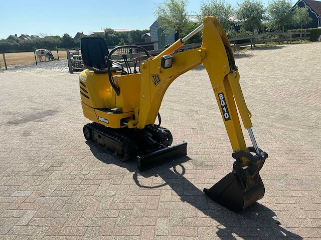 Jcb 8010cts minigraafmachine - afbeelding 6 van  12