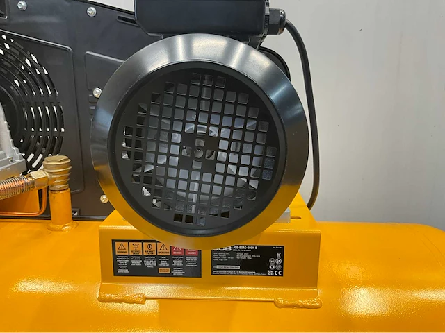 Jcb bdac-200h-e - 200l hogedrukcompressor - 10b bar - 2850rpm - 3000w - afbeelding 9 van  21