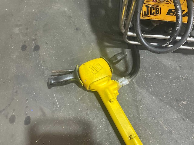 Jcb beaver hydraulisch aggregaat - afbeelding 9 van  9