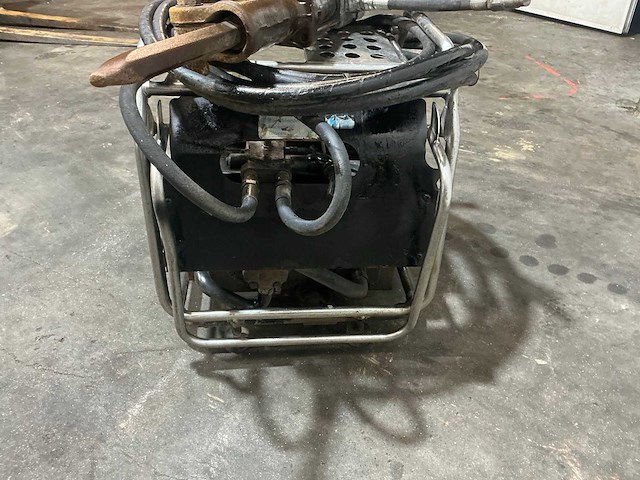 Jcb beaver hydraulisch aggregaat - afbeelding 5 van  9