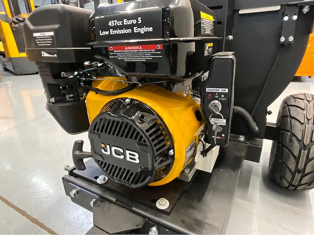 Jcb ch150120pe houthakselaar - versnippercapaciteit 120 mm - 15pk - 2026 - afbeelding 28 van  48