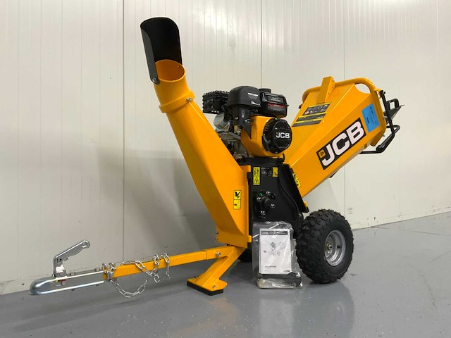 Jcb ch75100p houthakselaar - versnippercapaciteit 100 mm - 2026 - trekhaak - afbeelding 1 van  15
