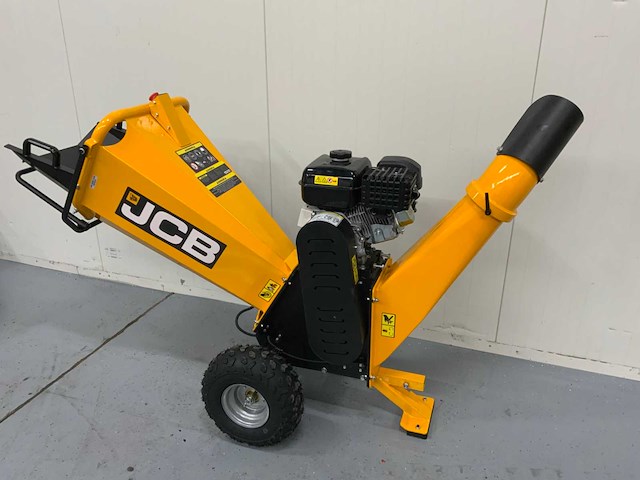 Jcb ch75100p houthakselaar - versnippercapaciteit 100 mm - 2026 - trekhaak - afbeelding 11 van  15