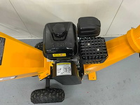 Jcb ch75100p houthakselaar - versnippercapaciteit 100 mm - 2026 - trekhaak - afbeelding 12 van  15