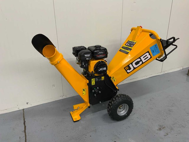 Jcb ch75100p houthakselaar - versnippercapaciteit 100 mm - 2026 - trekhaak - afbeelding 14 van  15
