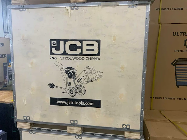 Jcb ch75100p houthakselaar - versnippercapaciteit 100 mm - 2026 - trekhaak - afbeelding 6 van  15