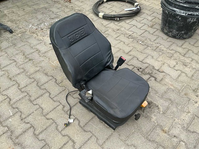 Jcb heftruckstoel - afbeelding 2 van  4