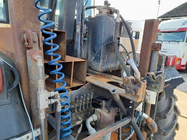 Jcb hmv - 1994 - 155t-65 hmv 155t-65 fastrac 4x4 - utility tractor - afbeelding 13 van  19