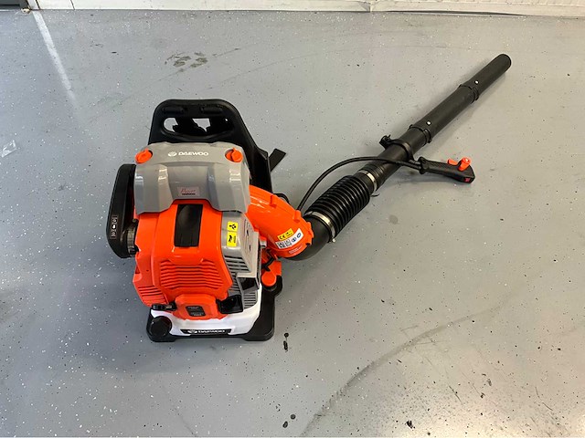 Jcb houthakselaar ch150120pe - 120 mm en bladblazer daewoo - afbeelding 26 van  30